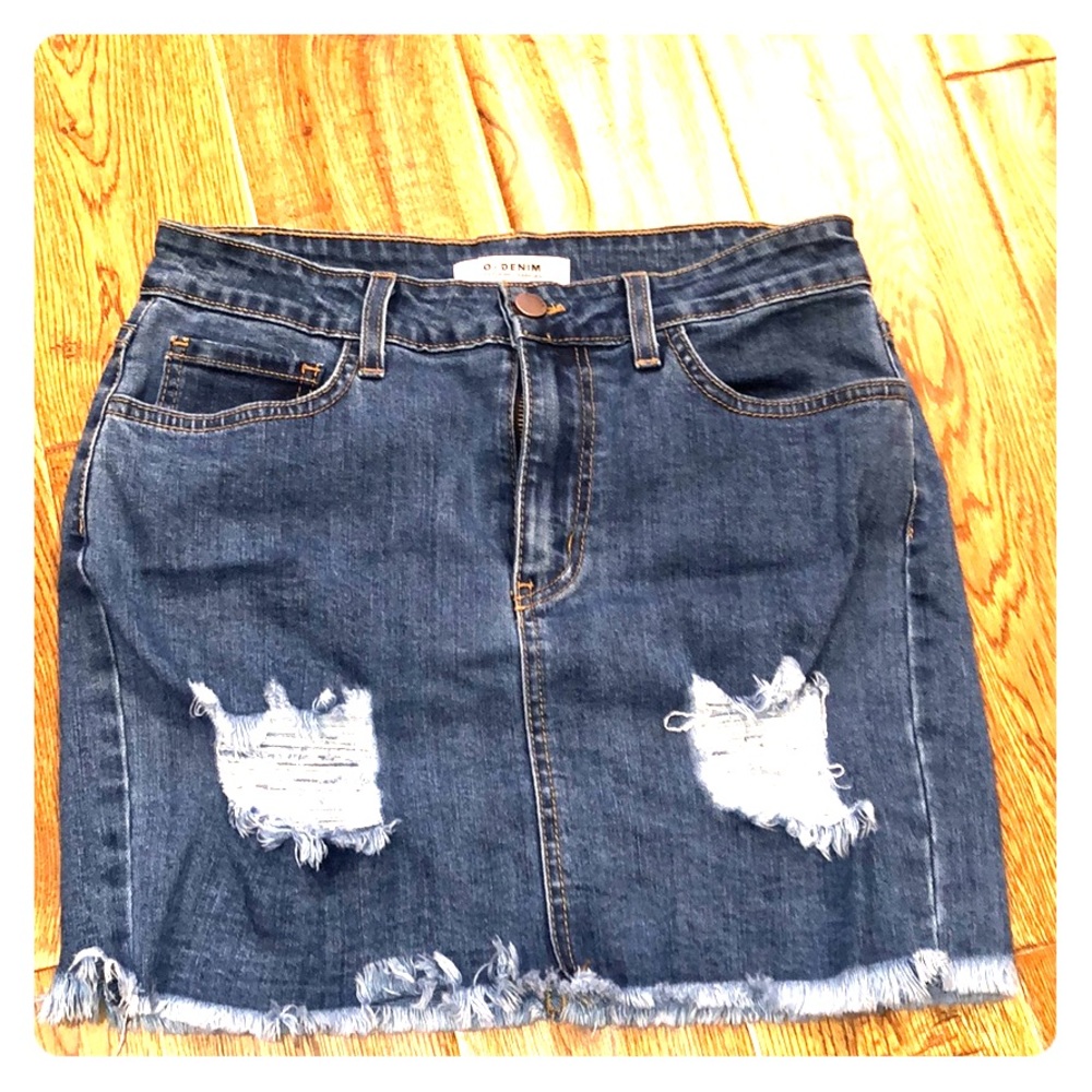 Like new o2 Denim frayed front mini skirt - small